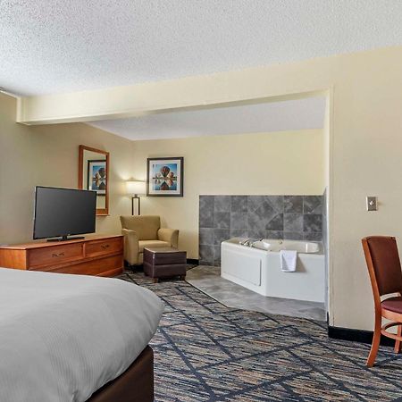 Quality Inn Indianola מראה חיצוני תמונה
